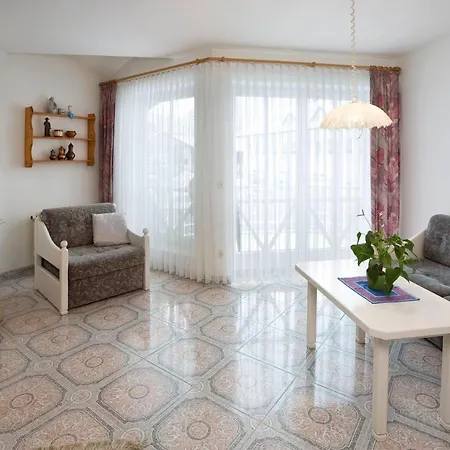 Neuschwansteinblick 106 *