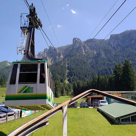 Neuschwansteinblick 106