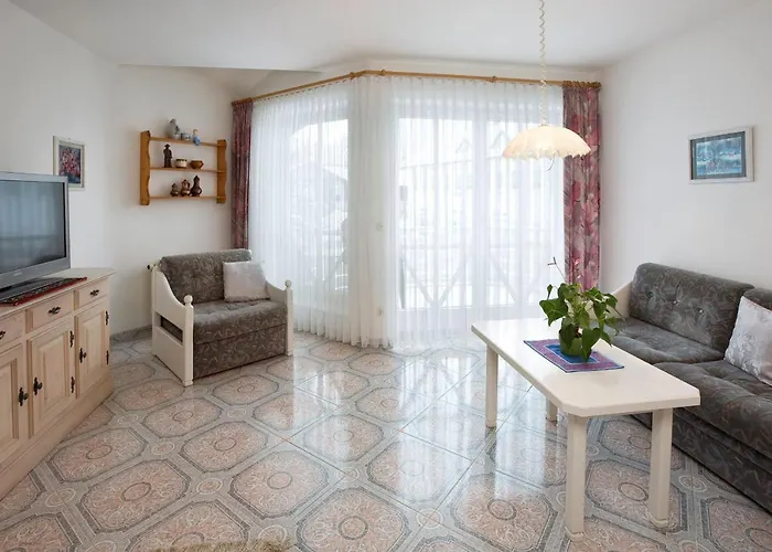 Neuschwansteinblick 106 *